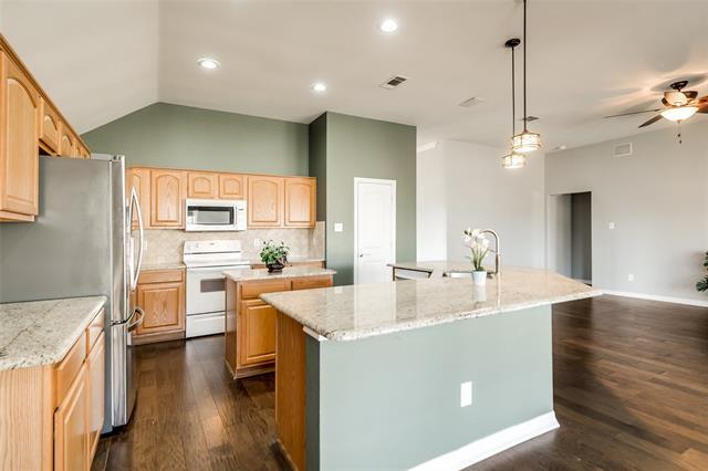 Primary Photo - 6401 Hill Valley Ct