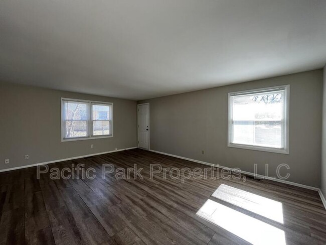 Building Photo - 11020 McDowell Dr