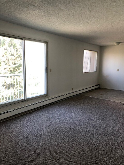 Photo du bâtiment - 0 Bed 0 Bath Unit in Innisfail, AB