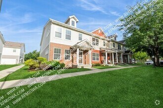 Building Photo - 9145 Greenspire Dr