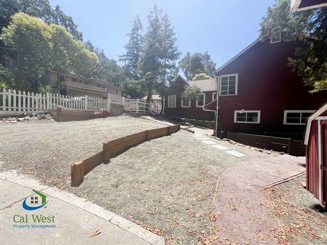 Foto del edificio - $3,295 - Beautiful 3 BD/1.5 BA Home in Old...
