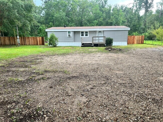 Building Photo - 30107 Campwood Dr