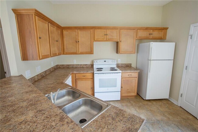 Foto del edificio - 2159 Seasons Ct