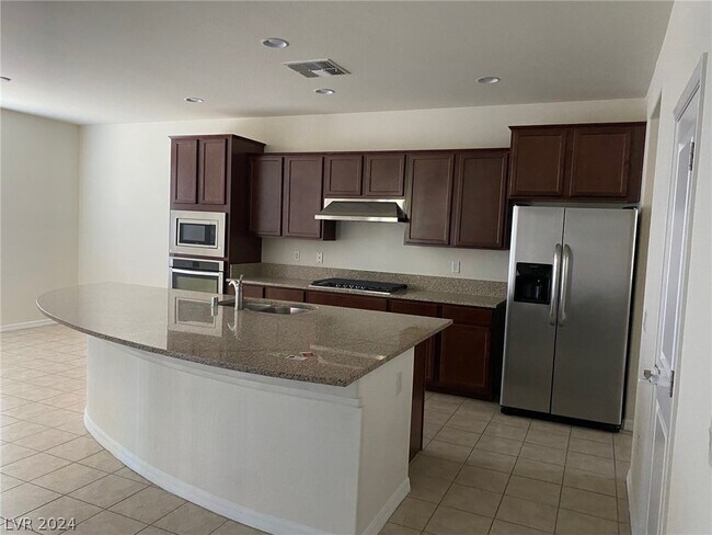 Foto del edificio - 9506 Belmont Bay Ave