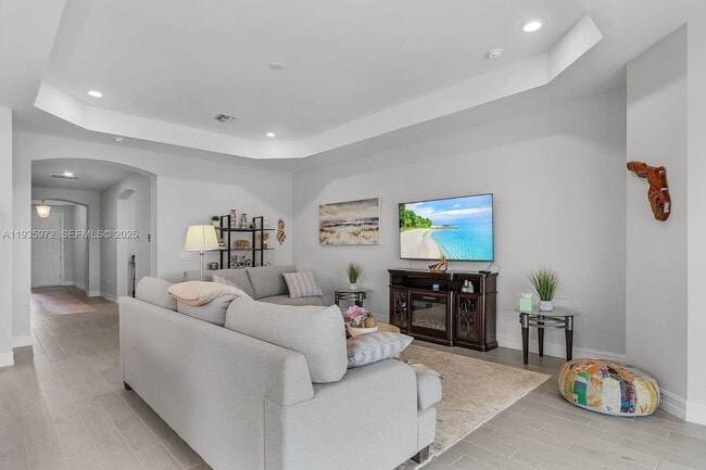 Foto del edificio - 425 Coral Reef Pl