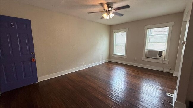 Building Photo - 1624 Holman St