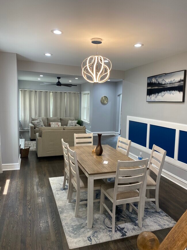 Foto del edificio - 8027 S Kimbark Ave