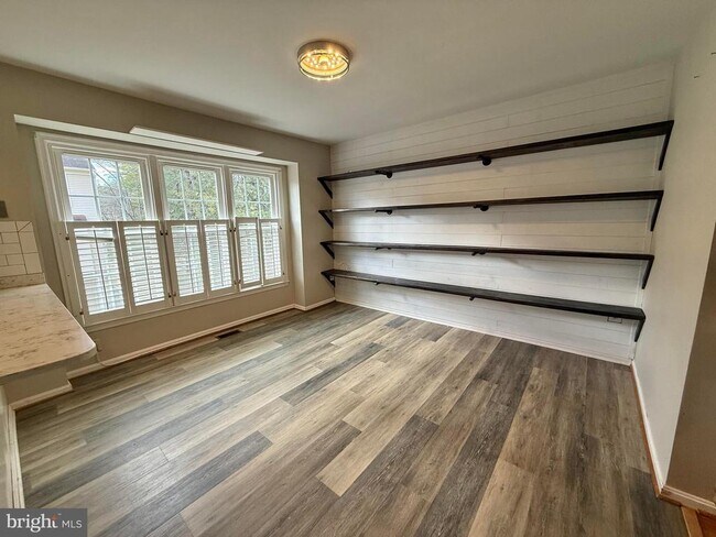 Foto del edificio - 7773 Shootingstar Dr