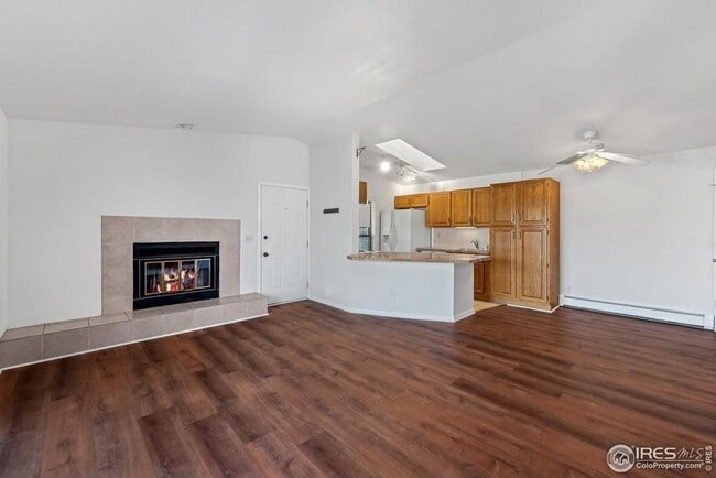 Photo - Top Floor 2bed/2bath Condo - Open Floor Pa...