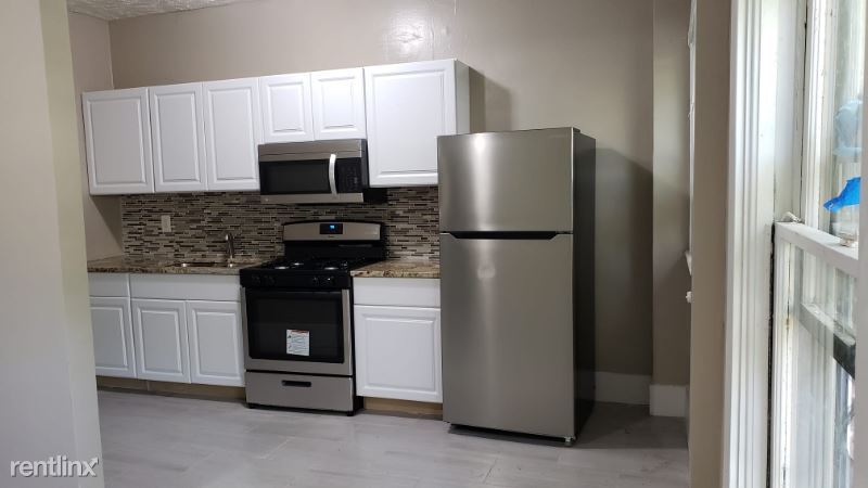 Primary Photo - 3 br, 1 bath Townhome - 7513 Lawnview Ave