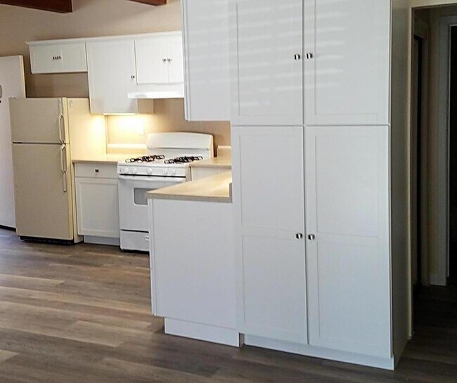 Foto del edificio - 160 Clarendon Rd