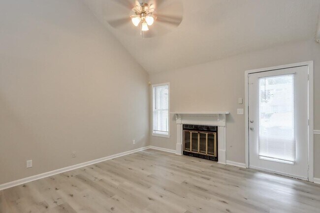 Foto del edificio - 1627 Homestead Trail