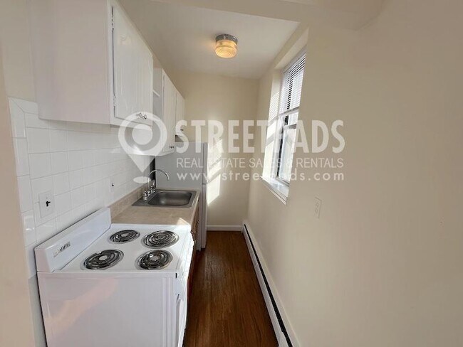 Foto del edificio - 1 bedroom in Boston MA 02134
