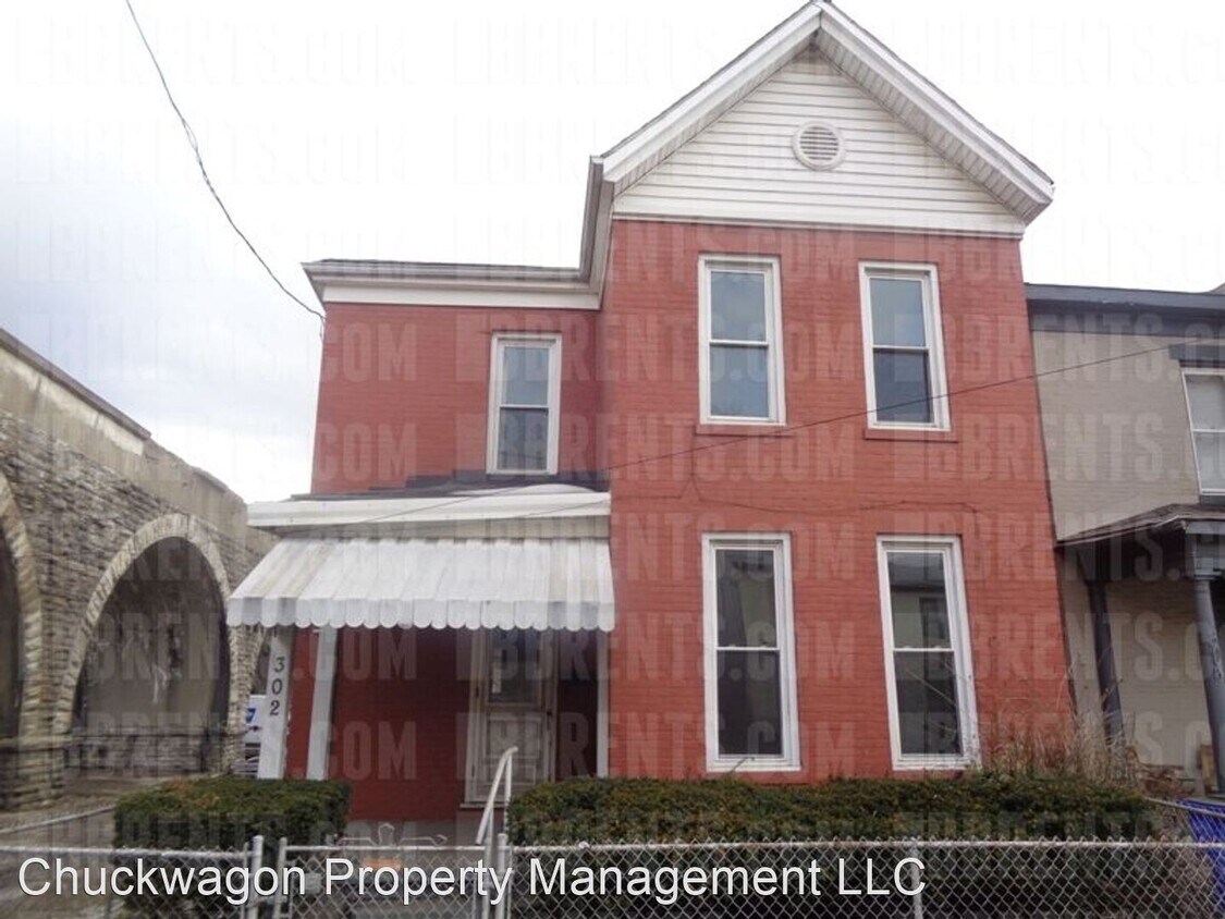 Primary Photo - 3 br, 1 bath House - 302 South B Street,