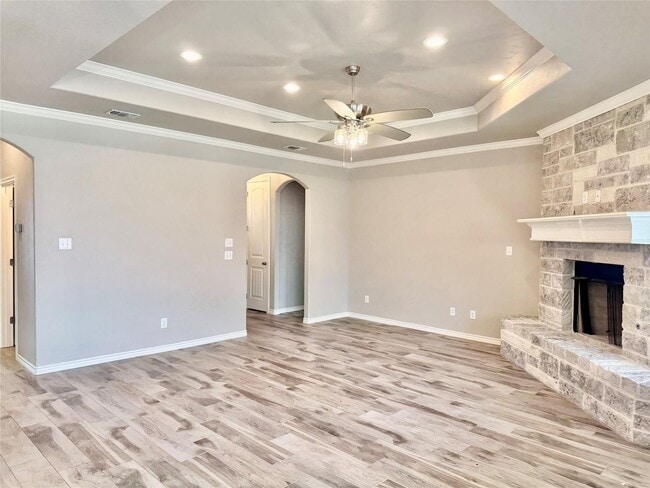 Building Photo - Stunning Home in Tolar