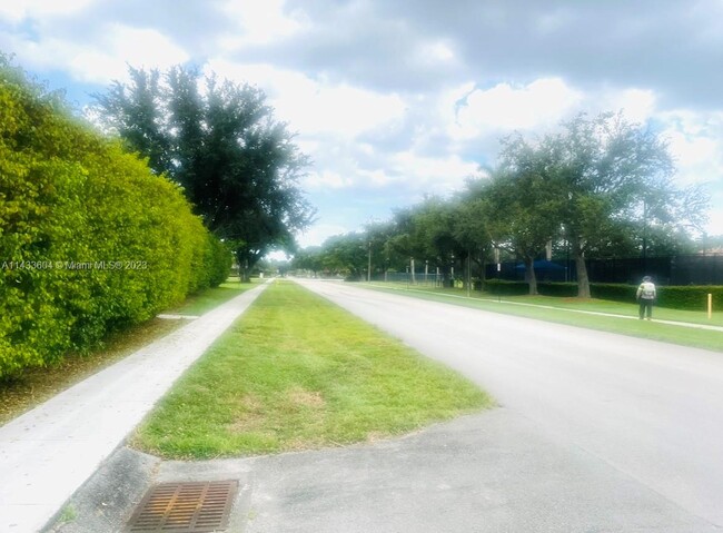 Building Photo - 3520 NW 95th Terrace