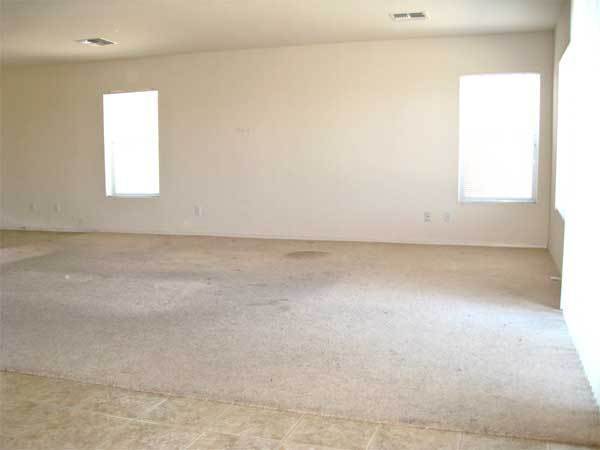 Foto del edificio - GREAT 4BED+LOFT, 3BATH HOME LOCATED NEAR W...