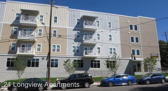 Building Photo - 2 br, 1 bath Room For Rent - 2401 Longview