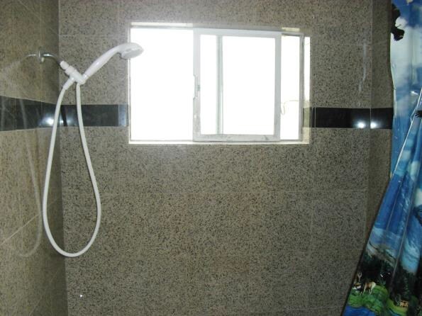 Foto de interior 5 - 6840 MacArthur Blvd