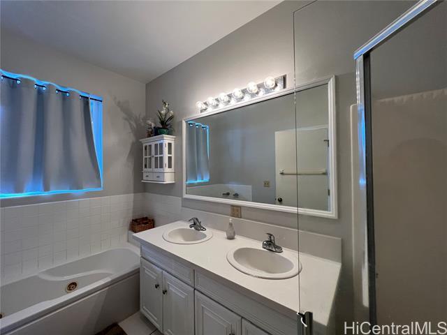 Foto del edificio - 864 Aalapapa Dr