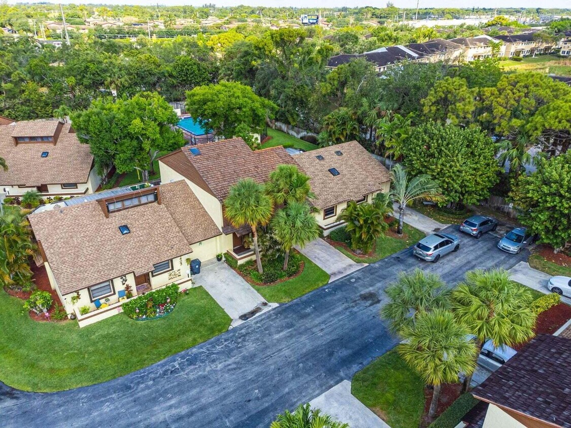Primary Photo - 4397 Rende Ln