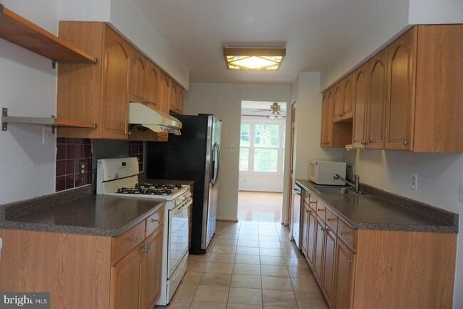Building Photo - 3619 Morningview Ct