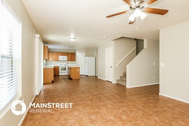 Building Photo - 6321 W Valencia Dr