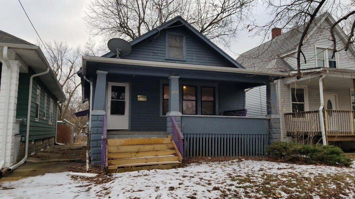 Primary Photo - 420 E Arcadia Ave