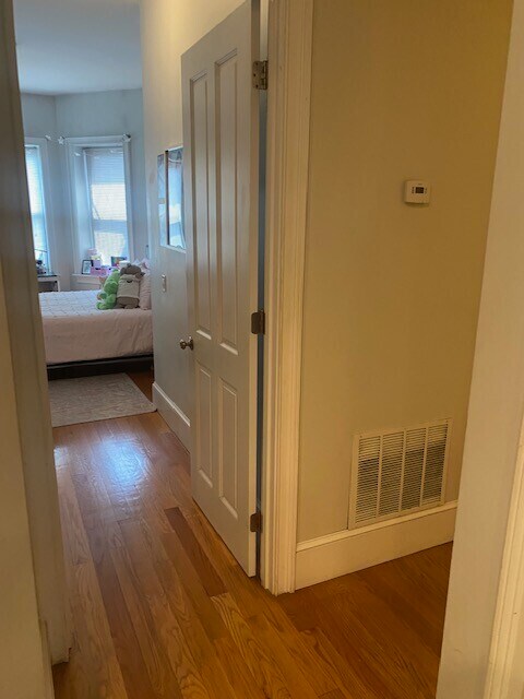 Foto del edificio - 1089 Beacon St