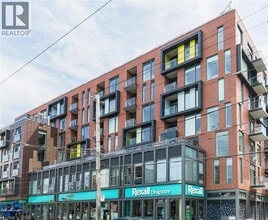 Building Photo - 106 Dovercourt Rd