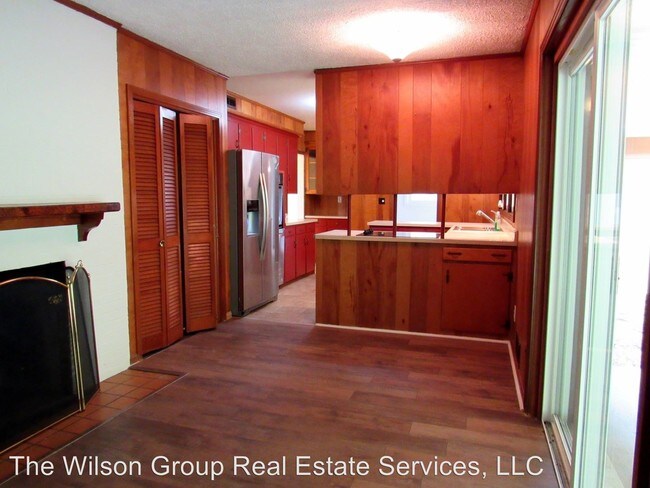 Building Photo - 3 br, 2 bath House - 7032 Moores Lane