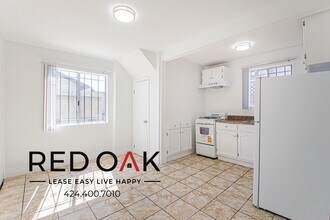 Building Photo - 1047 E New York St