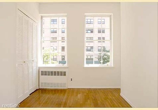 Building Photo - 1705 1st Ave