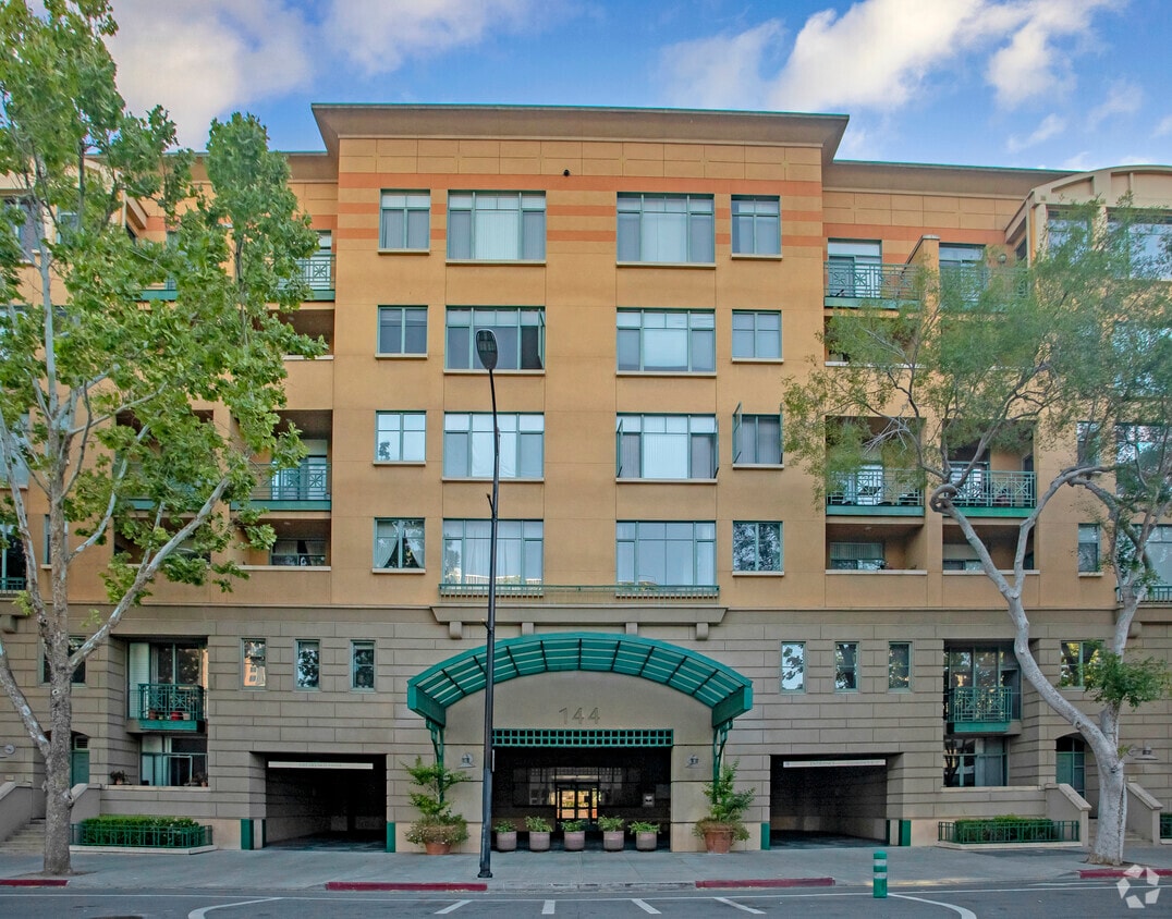 Paseo Plaza Apartments in San Jose, CA