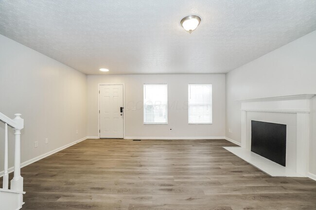 Foto del edificio - 7287 Candlestone Dr