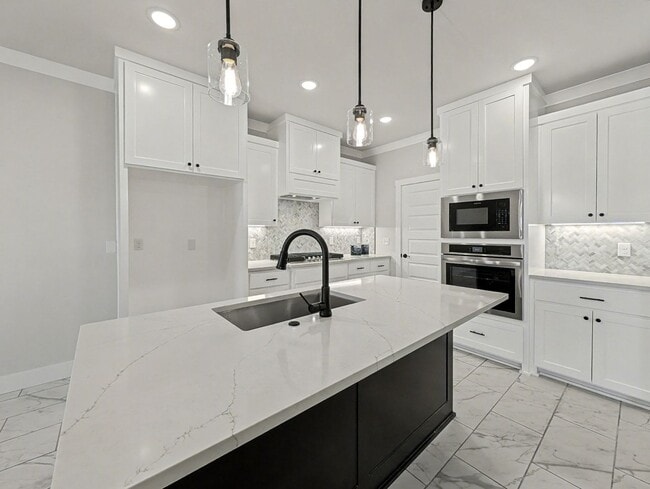 Building Photo - Welcome To Your Next Home!