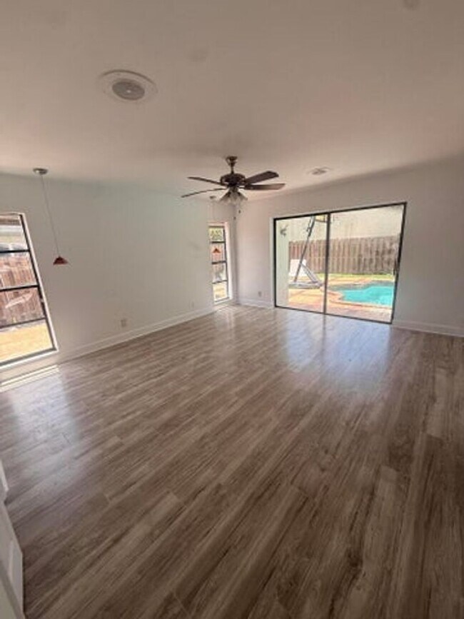 Building Photo - 13430 SW 99th Terrace