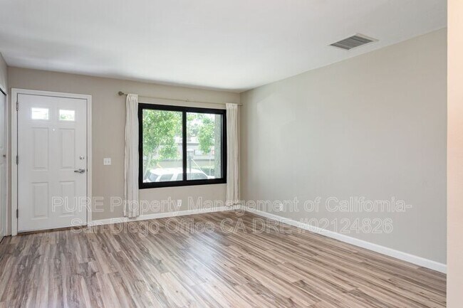Building Photo - 3823 Caminito Litoral