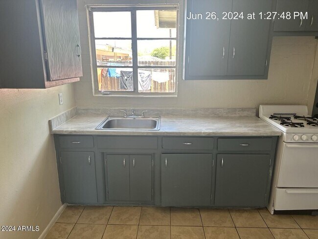 Foto del edificio - 6527 N 59th Dr
