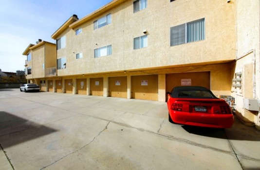 Foto del edificio - 5102 Dunbar Ave