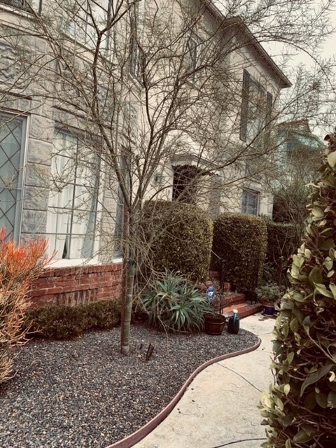 Primary Photo - 9323 W Olympic Blvd