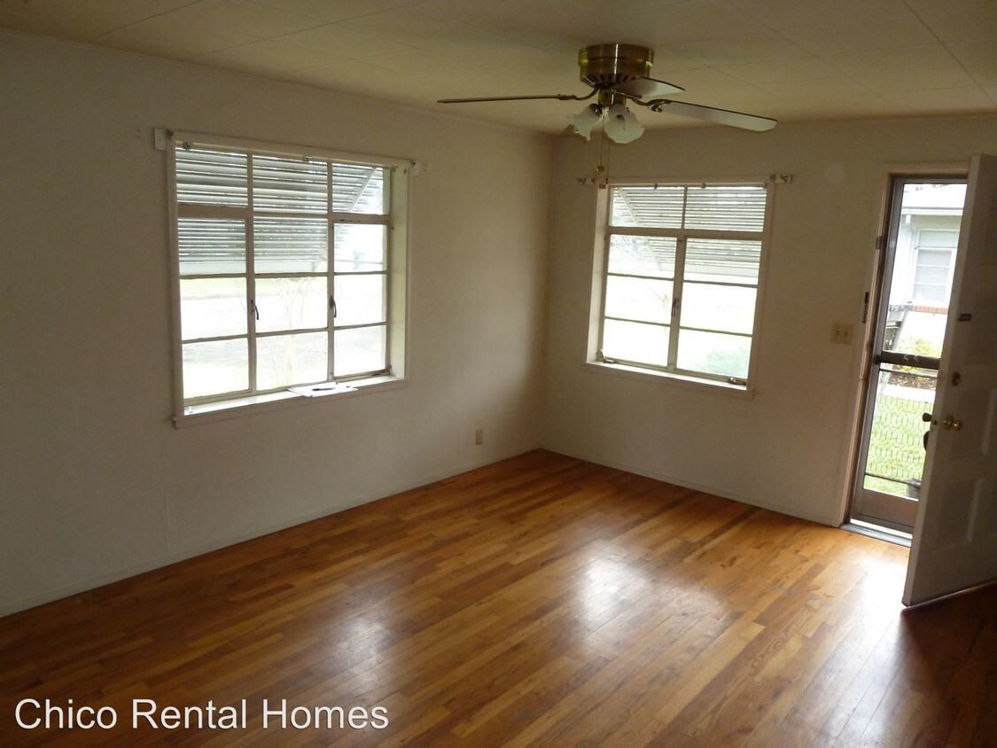 Foto del edificio - 286 E 8th Ave