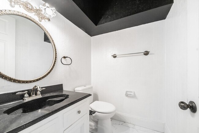 Foto del edificio - 15738 Fleetwood Oaks Dr