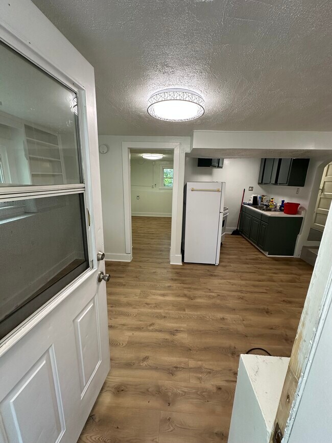 View upon entering - 926 E St Charles Rd