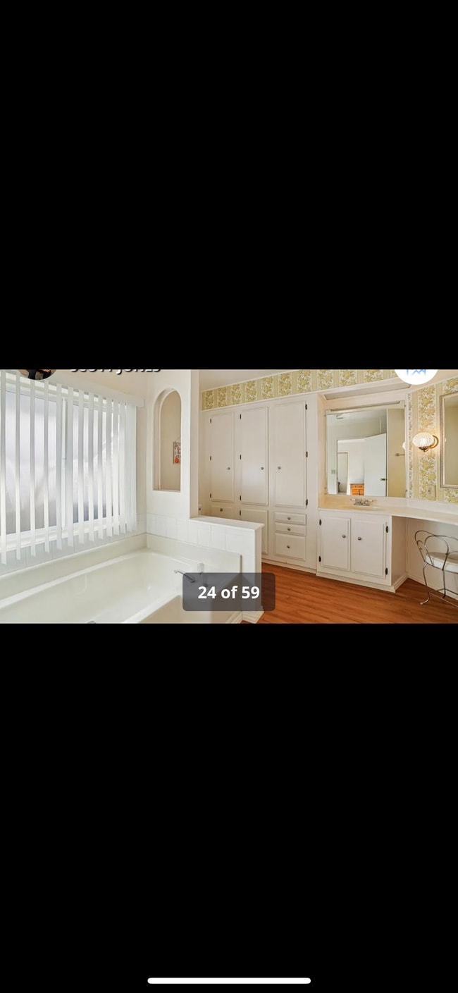 Foto del edificio - 74584 Nevada Cir E