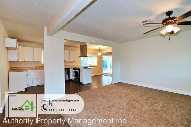 Building Photo - 3 br, 2 bath House - 2990 Dove Street