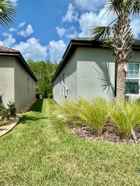 Building Photo - 10864 Banyan Breeze Blvd