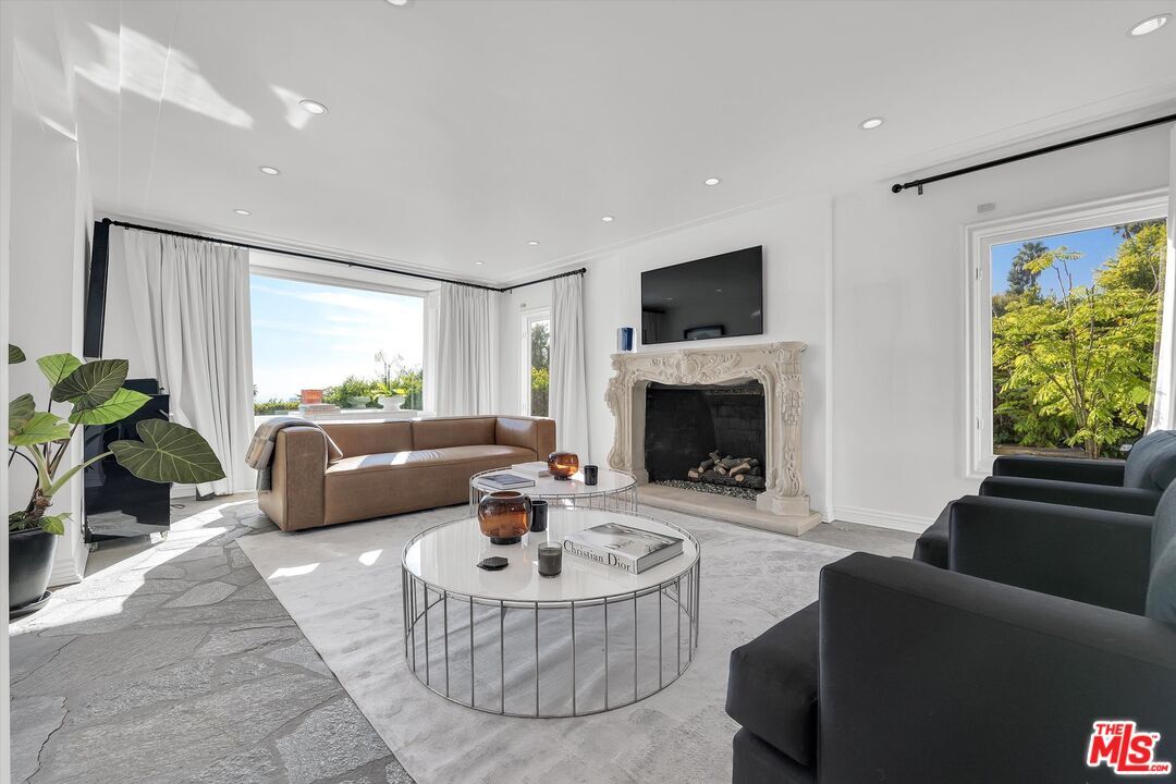 Foto principal - 1300 Summitridge Dr