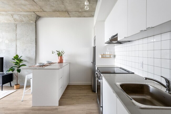 Photo du bâtiment - 1555 Boul. René-Lévesque O