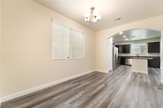 Foto del edificio - 436 White Heart Rd